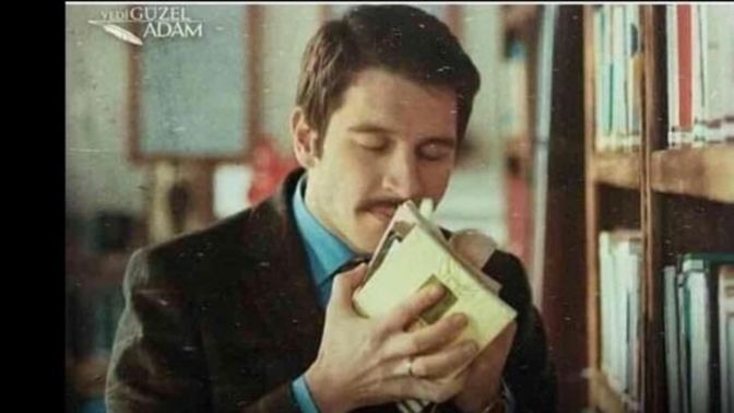 Bu beni anlatıyor dediğiniz bir kelimeyi yazar mısınız?