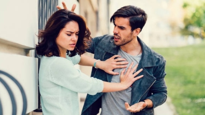 "Başkasına aşık oldum" diyen sevgiline ilk sözün/tepkin ne olur?