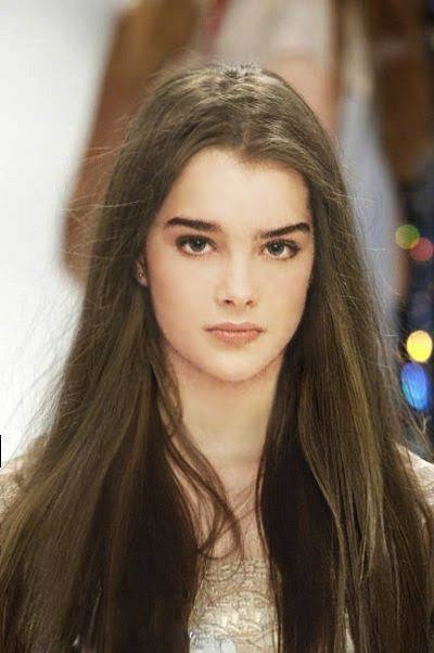 Hangisinin gençliği daha güzel Hülya Avşar mı Brooke Shields mi?