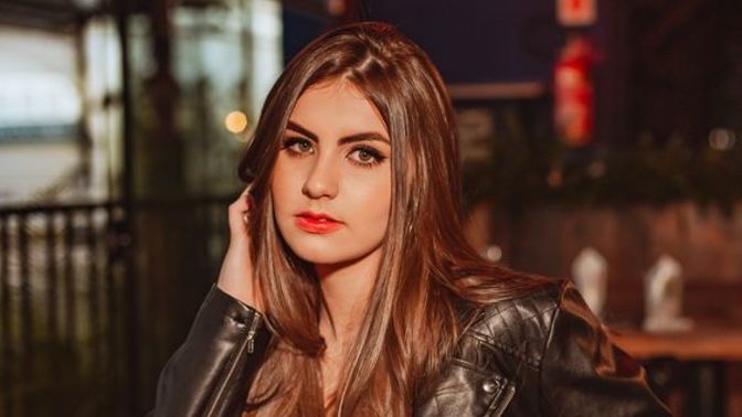 22 yaş sizce daha iyi bir hayata başlamak için geç mi?