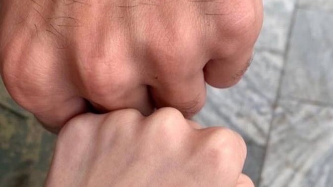 Sevgilinizin mi eli daha ağırdır yoksa sizin mi?