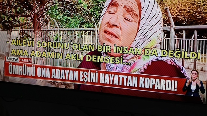 Ömrünü bir erkeğe adayan kadınlar saf değil mi?