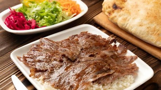 Hayatınız boyunca tek bir çeşit yemek yiyebilecek olsaydınız hangi yemeği seçerdiniz?
