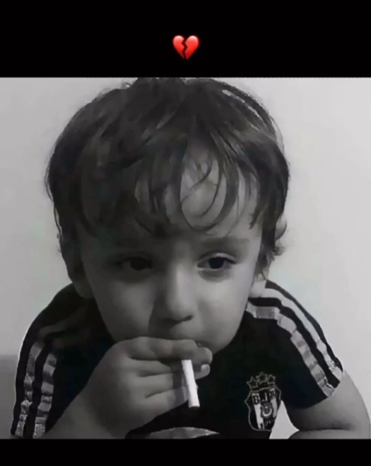 Bir insan her şey demi kaybeder bu ne yaa?