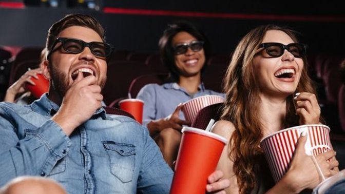 Sinemaya ilk kiminle, kaç yaşında ve hangi filme gitmiştiniz hatırlıyor musunuz?