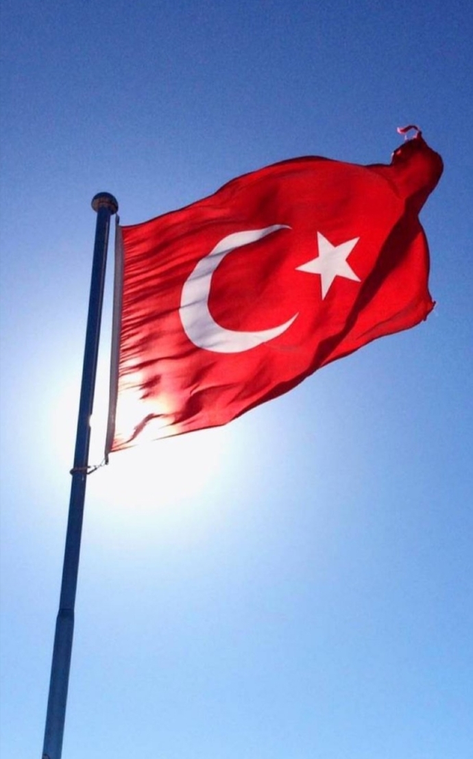 Cumhuriyetimizin 100. yılını kutlayacağız bayraklar asıldı mı?