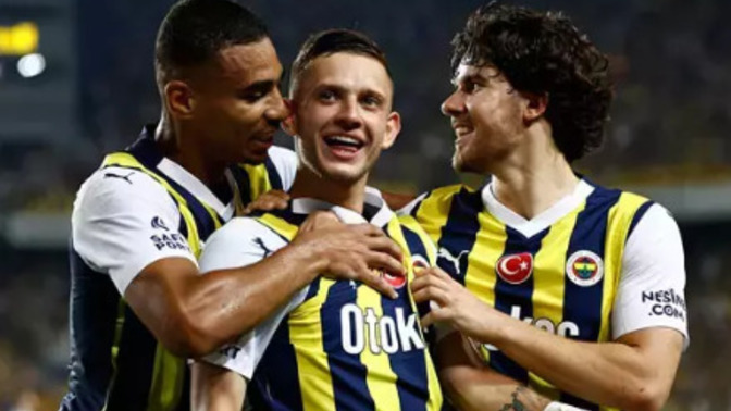 Fenerbahçe kırıp geçiriyor, sizce bu sene şampiyon olur mu?
