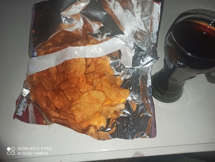 İsraili protesto ettiğimizi unutup 1 paket cips ve içecek alıp mideme gömdüm bu benim protestomu bozar mı?
