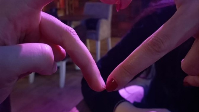 Teklifini kabul etmediğim halde ısrarcı oluyor, ne yapmalıyım?