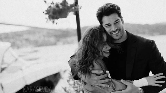 40 yerinizden bıçaklayan dizi müziği hangisi sizce?