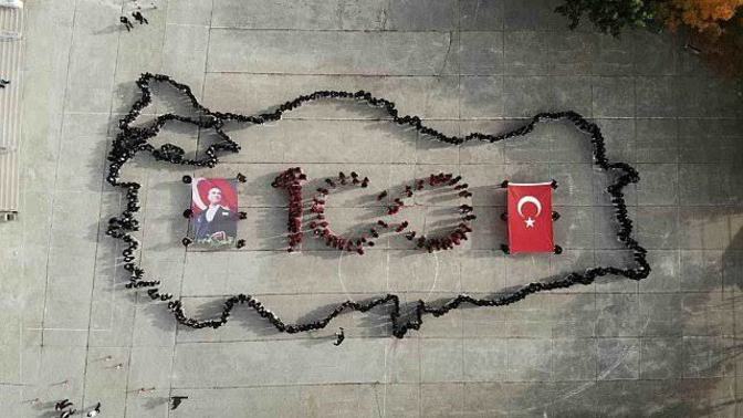 Cumhuriyetimizin 💯. Yılına özel Atatürk'ten bir söz paylaşsanız seçiminiz ne olurdu?