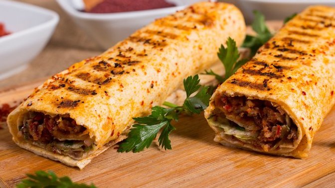 Adana dürüm mü yoksa lahmacun mu?