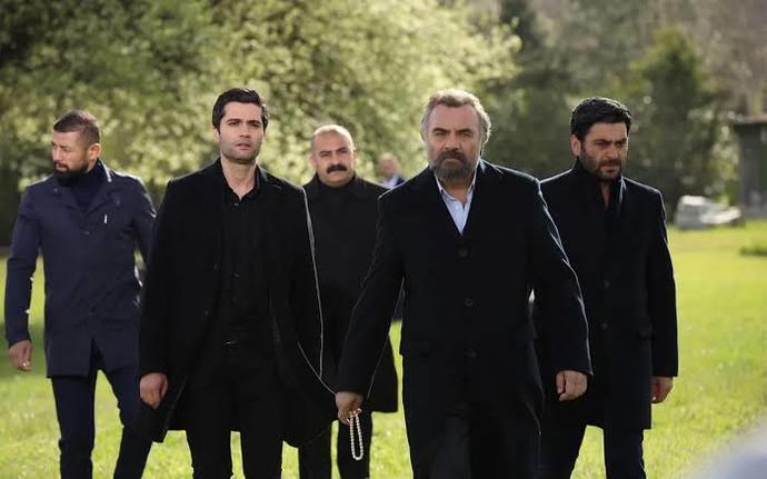 Bu 5 dizi arasından hangisi sizin favoriniz?