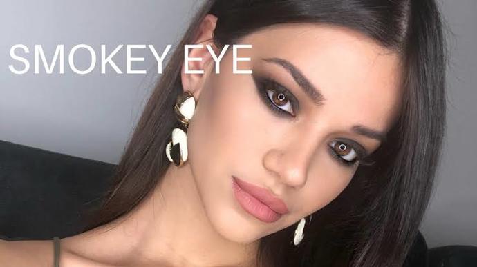 👁