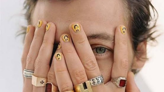 Erkek adam oje sürer mi 💅🏻 ?