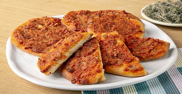 Küçükken salçalı ekmek yer miydiniz?