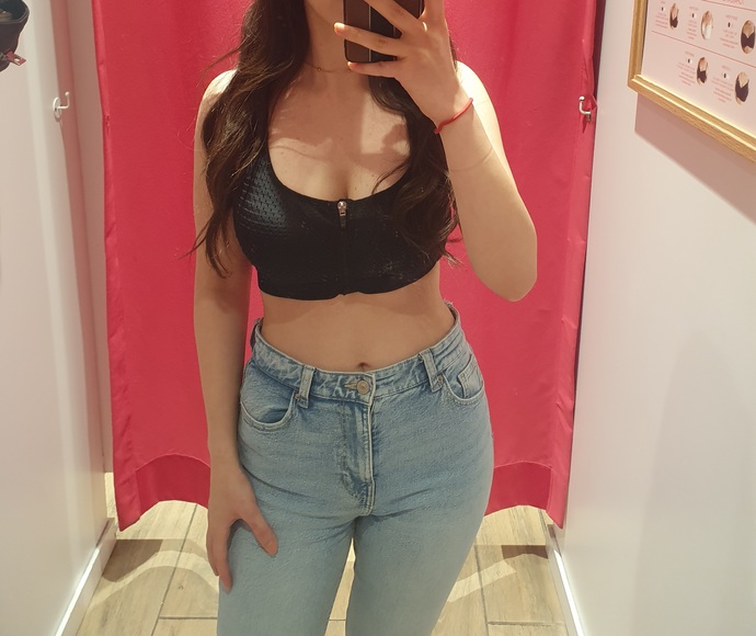 Bu crop güzel mi beyaz gömlekle kombinlemek için?
