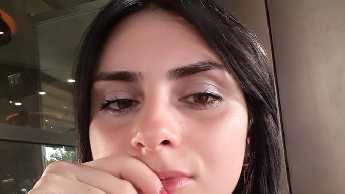 Sizce güzel kadın kolay unutulur mu?