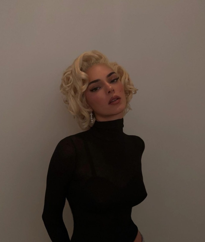 Kendall Jenner, Halloween için Marilyn Monroeya benzemeye çalıştı! Olmuş mu?