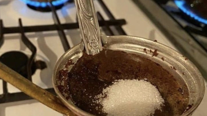İsteme de Kahveye Tuz mu , Bal mı koyulur? Hangisinş yapmayı düşünüyorsunuz?😄?