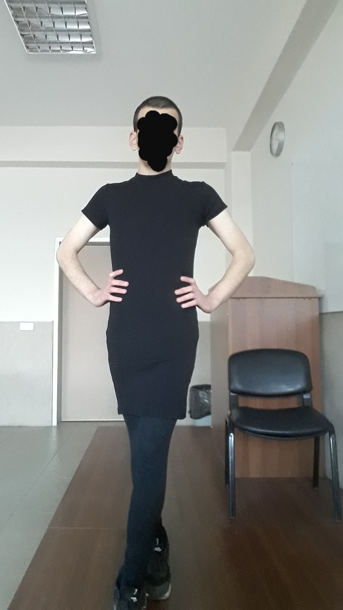 Askolar elbisem nasıl?