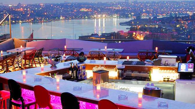 İstanbul Bakırköy'de sakin ve kaliteli mekan önerebilir misiniz?