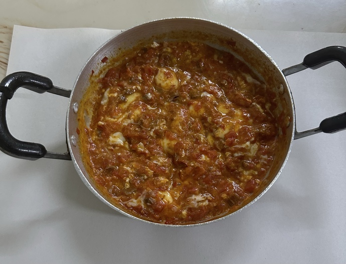 Bol acılı kavurmalı kaşarlı menemen severmisniz?