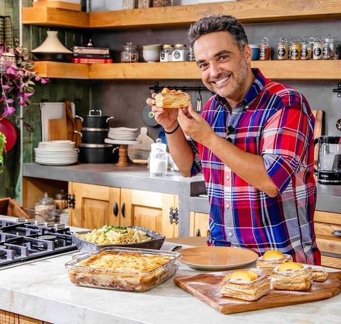 Yemek tariflerini beğenip takip ettiğiniz kanallar var mı?