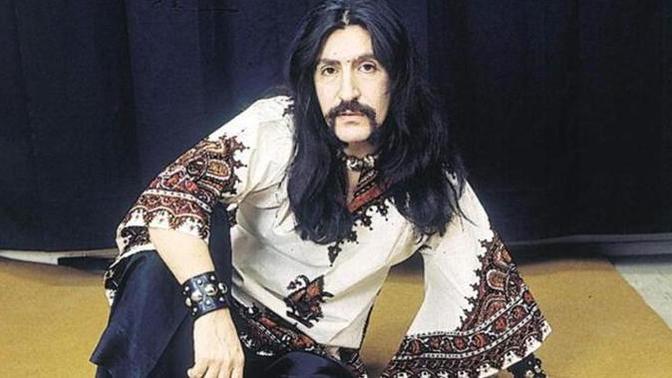 En başarılı erkek türk müzik sanatçısı kimdir?