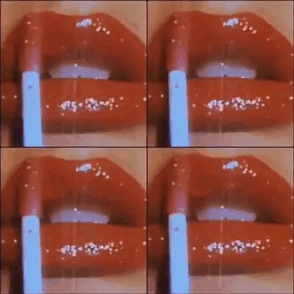 Lip gloss sürünce bu ışıltılı hayatı ben seçmedim diyesiniz geliyor mu?