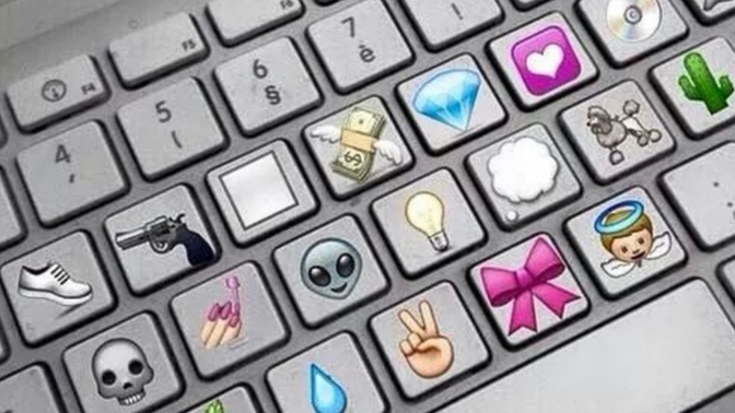 Klavyenizde kayıtlı olan bir emoji var mı?