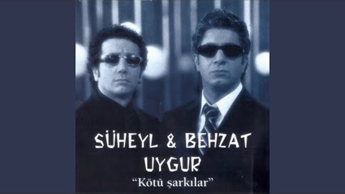 Bu aralar sizi eğlendiren şarkı var mı?