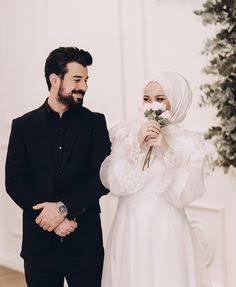 Nikahta damadın ayağına basar mıydınız ve ya gelinin ayağınıza basmasına izin verir miydiniz?