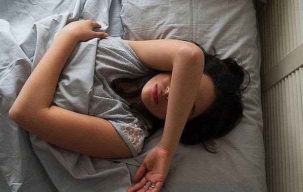 Uykunuz mu daha önemli yoksa uyuma konuşalım diyen mi?