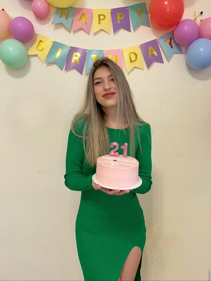 Bugün benim doğum günüm, ne söylemek istersiniz 🥰❤?