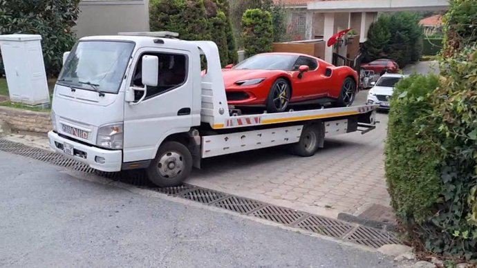 Dilan ve Engin Polat çiftine ait lüks araçlar emniyet müdürlüğüne götürülmüş. Suçlamalar hakkında yorumunuz ne?