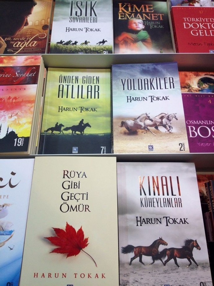 İlk buluşma i̇çin Tüyap kitap fuarı nasıl bir seçenek olur sizce?