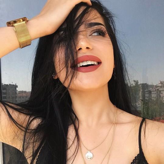 Kişinin hiç sevgilisi olmaması sizi korkutur mu?