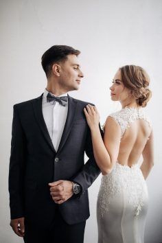 Erken yaşta evlilik yanlış ama flört sevgili normal mi?