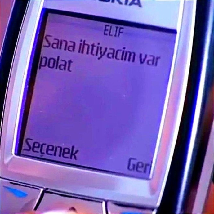 Eski sevgilin, Sana çok ihtiyacım var diye mesaj atsa gider misin?