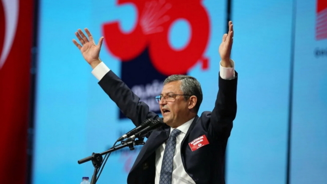 Cumhuriyet Halk Partisi'nin yeni genel başkanı Özgür Özel oldu! Sizce Kılıçdaroğlu'nun değişmesi iyi mi oldu?