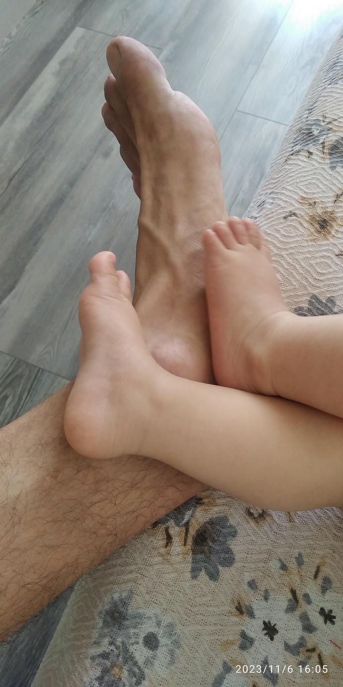 Çorap giymeyenler derneği burdamı?