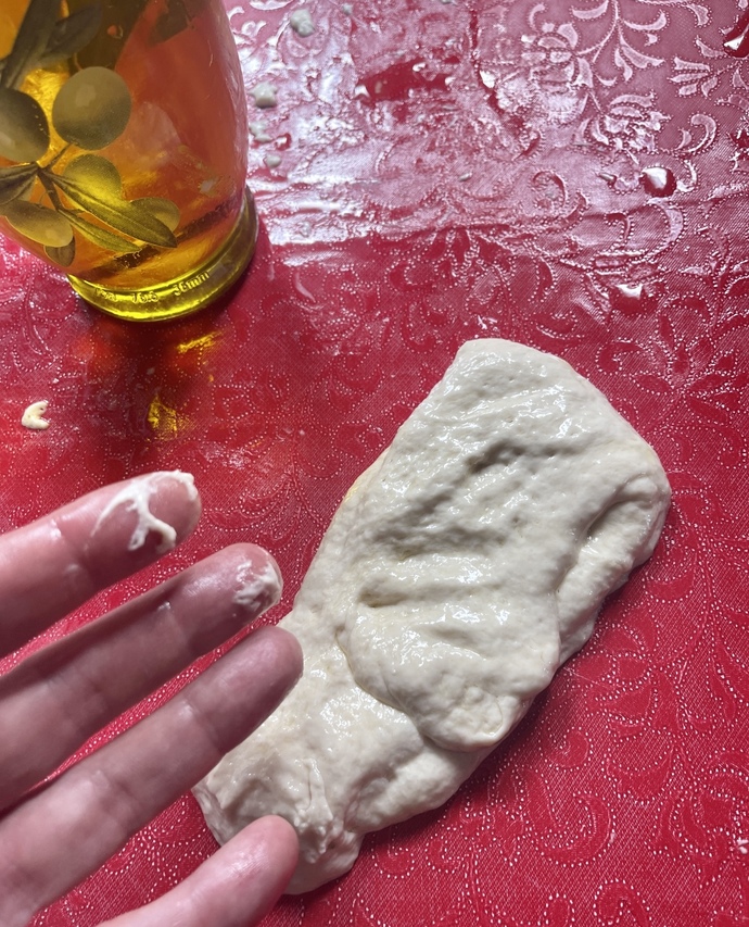 Cevizli, çörek otlu “ev ekmeği” yaptım. Sever misiniz 😅?
