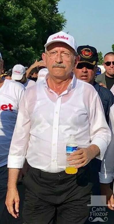 Kılıçdaroğluna haksızlık yapıldığını düşünüp oy vermiycek olan var mı?