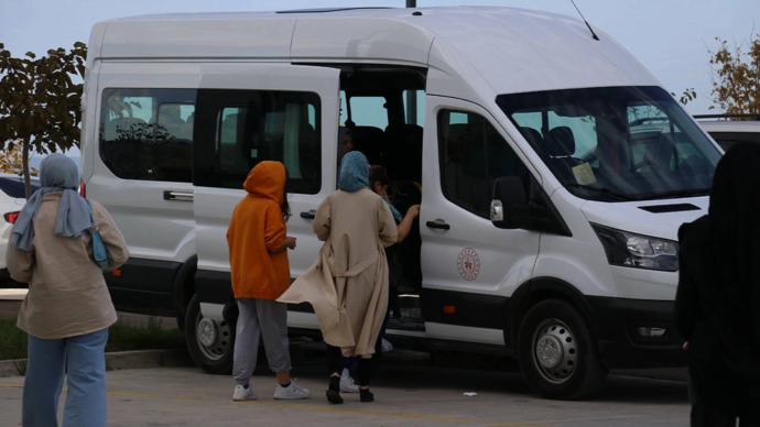 Yalovada KYK yurdunda kalan 140 öğrenci hastanelik olmuş! KYKnin sorunları neler sizce?