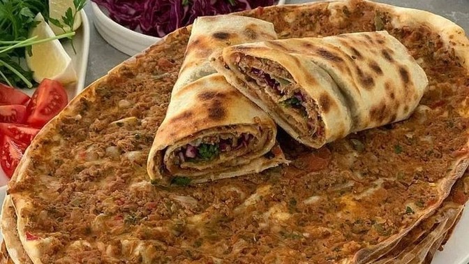 Bir oturuşta kaç tane lahmacun yersiniz?