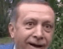 Çevirmeler de polislerin makyaj sildirme yetkisi varmış mı?