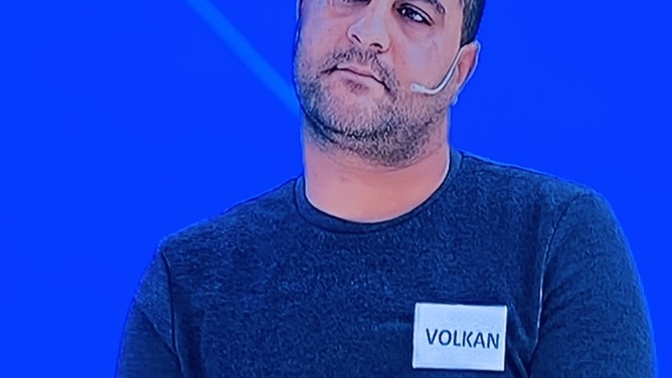 Kadınları çözebilen anlayabilen var mı?