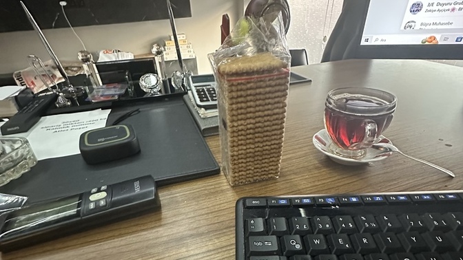 Ofiste yemekten sonra çay bisküvi keyfi yapar mısınız?
