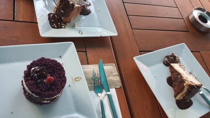 Restoran veya kafede garsona "Ne tavsiye edersiniz?" diye sorduğunuz fakat tavsiye edileni beğenmediğiniz oldu mu?
